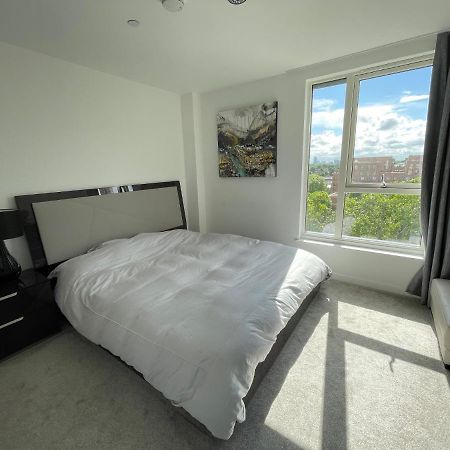 Appartement Modern Penthouse Flat With Free Indoor Parking à Londres Extérieur photo