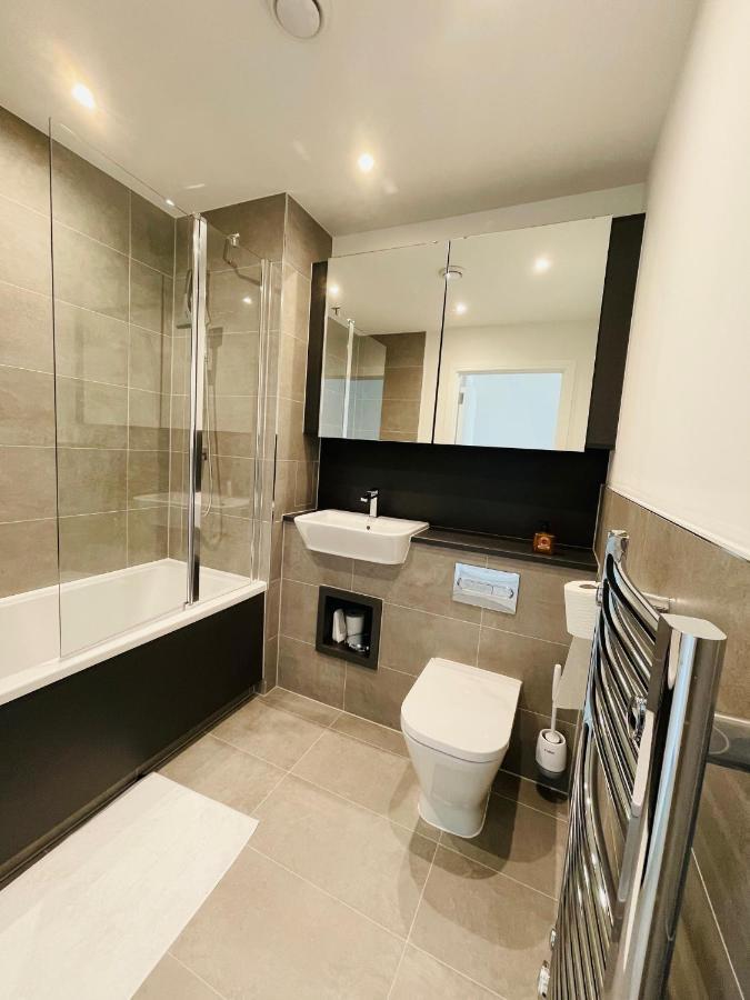 Appartement Modern Penthouse Flat With Free Indoor Parking à Londres Extérieur photo