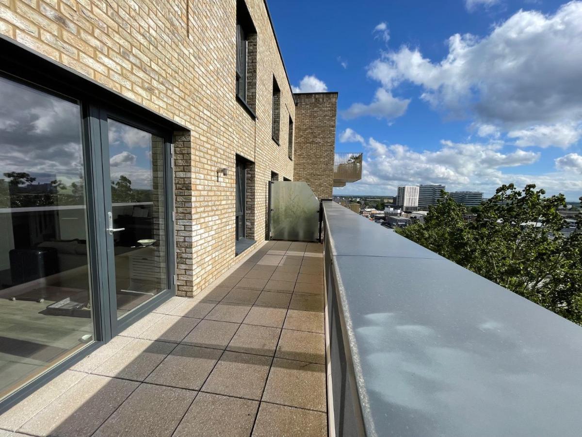 Appartement Modern Penthouse Flat With Free Indoor Parking à Londres Extérieur photo